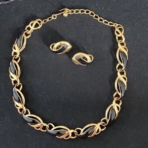 Gold/Black 7” Tahari Necklace & Matching Earrings